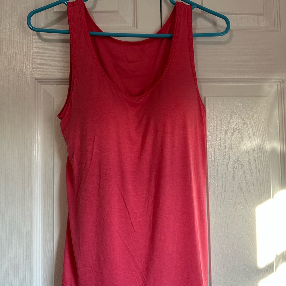 Women's Pink Sleeveless Top